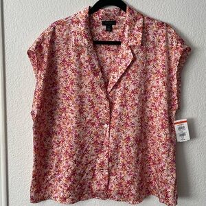 🌟4/$13🌟Halogen Pink Floral Button-Down Blouse